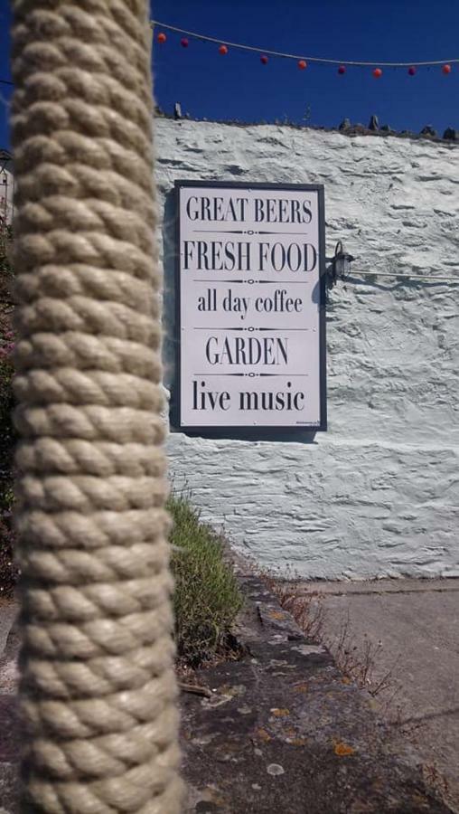Pilchards Cottage Noss Mayo Екстериор снимка